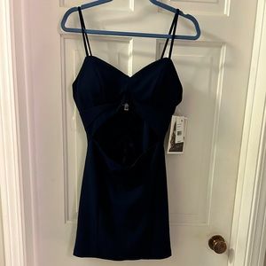 LNL Size L Mini dress. Navy Blue. NWT